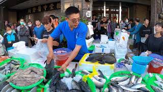 鮭魚一次出清10幾箱 就跟喝水一樣 中彰海王子 烏日火車站 海鮮叫賣 海鮮拍賣 叫賣哥