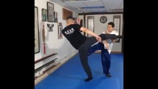 A Wing Chun Kicking technique - Kwan Sao-Wang Gerk 詠春腳法 - 捆手橫腳