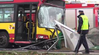 Wypadek autobusu MPK Wrocław Plac Jana Pawła II 20.12.2012