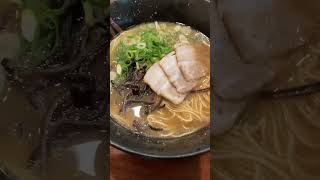 【兵庫】新開地・ラーメンいずみのとんこつラーメン　720円　細麺あっさりとんこつ🍜✨