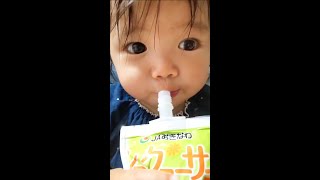 【日常】お風呂上がりの1杯を楽しむ1歳児【赤ちゃん】 #shorts