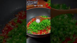 鸡蛋炒辣椒 美食味快速简单特色产教学习下饭菜广州中国湛江大陆 gourmet food China Egg Fried Chili