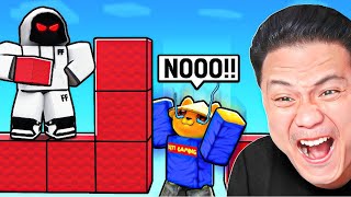 I Taught Kitt Gaming How To Play Roblox Bedwars..