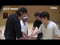 콩콩팥팥 선출pd와 배드민턴 내기🏸 feat. 다 큰 어른들의 유치한 견제 5화 클립 tving