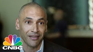 Security Leaders Weigh In On The Apple vs FBI Debate | The Pulse | CNBC