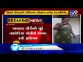 vadodara viral video shows canteen manager of giddtr involving in racist remarks tv9news