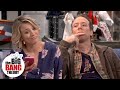 Penny Reads Stuart's Online Reviews | The Big Bang Theory