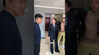 继母婚后四月图谋男子婚钱，哄骗父亲装病索要，孟老师介入直面激烈争论，终助男子夺回钱款#家庭纠纷#感情纠纷#现场调解#正能量   抖音