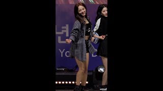 [4K] 181117 구구단(gugudan) 김세정 - The Boots [천안 청소년 DoDream 페스티벌] 직캠(Fancam) by 메모리즈