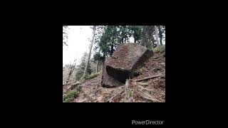 飛騨金山　謎の巨石群　岩屋岩陰遺跡