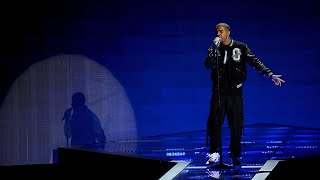 Drake - Over ( Live @ BET Awards 2010) 1080p