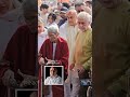 emotional naseeruddin shah arrives for shyam benegal s last rites 💔 shorts bollywood