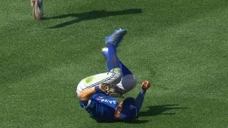 TOR@BOS: Pillar makes diving catch to rob De Aza