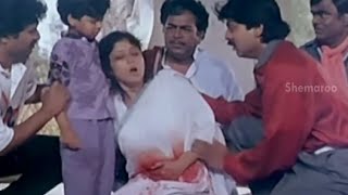 Bhale Bullodu Movie Scenes - Jagapathi Babu saves Chinna - Jayasudha
