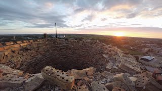 Sketchy 80m Sunrise Chimney Climb.