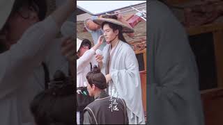 【张哲瀚 ZhengZhehan】behind the scene -summer in Hengdian was so hot! —来自浪钉急速升温