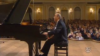 Vladimir Krainev plays Chopin Barcarolle, Scherzo 1, Mazurkas, Polonaise - video 1994