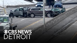 At least 1 dead in multi-vehicle Detroit crash on I-75, police say