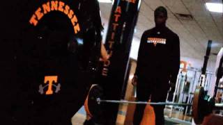 Tennessee Football Weightlifting