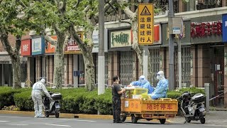 China Faces Bleak Holiday Season Amid Virus Outbreaks