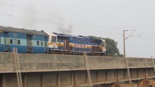 18426 Durg-Puri Express with Raipur's WDP-4D over Kharun bridge