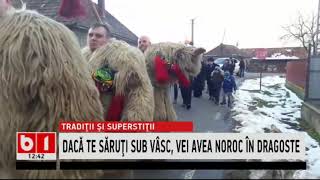 TRADITII SI SUPERSTII DE CRACIUN:DACA MANANCI MERE IN AJUN VEI AVEA MULTA SANATATE_Stirib1_24dec2020