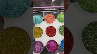 #viral #abcd #eyemakeup #eyeshadow #glitter #shiny press glitter very easy to apply #gift glitter