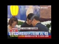 解青雲妻向官激動哭　鄭捷父母無聞問