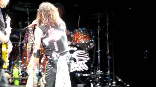 Aerosmith - Tom Hamilton bass solo - July 2012 - Detorit