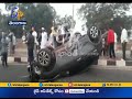 6 killed 4 injured as two cars collide in gadag dist karnataka