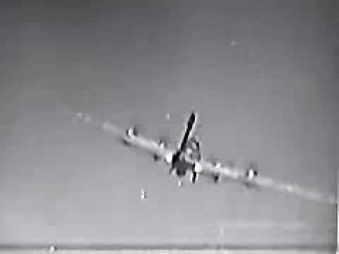 Luftwaffe Gun Camera: B-17 Attacked - YouTube