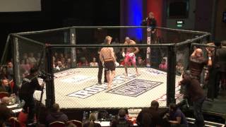 UCMMA 39 Arunas Slich v Umer Kayani