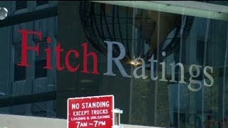 Ο οίκος Fitch υποβάθμισε την Ιταλία