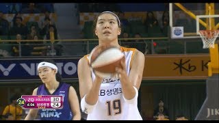 WKBL 2017 KB 스타즈 vs 삼성생명 - 박지수, 골부터 자유투까지 다 성공하며 3점 플레이!.20171106