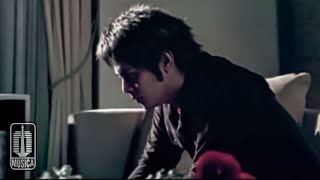 Download Mp3 D'MASIV - Cinta Ini Membunuhku (Official Music Video)