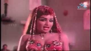 Enna Muthalali Sowkiyama : Egypt Nattin Elavarasi : Vijaya Lalitha Awesome Dance