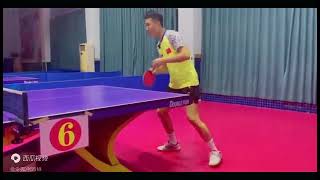 雷磊磊： 长胶正手刮打 Lei Leilei: long pimple | long pips forehand swipe hit