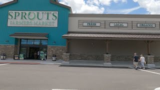 Our new favorite place to shop for fruits and veggies in Ocala, Florida #aroundocala #farmersmarket