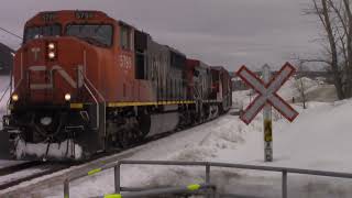 (HD) CN 5799 \u0026 CN 2604 (CN 403 West) Rimouski Qc ( Mont-Joli SUB M.P 124.62 )