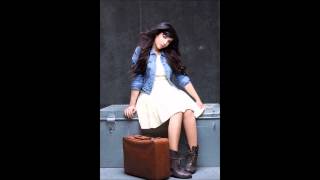 INDILA - Comme 1 Bateau [ EXCLU ]