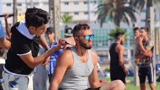 مقلب قطع سماعات الغرباء .. ثم اعطائهم سماعات لاسلكية جديدة | Cutting People Earphones Prank