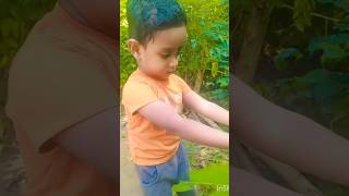 എന്റെ കാലിലേക്ക് നോക്കല്ലേ കൂട്ടുക്കാരെ..,kid funny dance#short