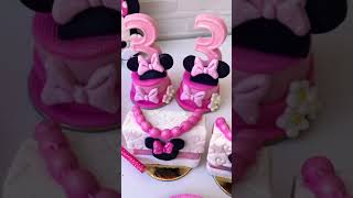 Doces Personalizados Minnie Rosa. #cake #doces #gourmet #chocolate #minnie #disney #salvador