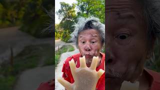 Kind grandpa eats watermelon handwatermelon ice creambeautiful #shorts 🥹🖐️🖐️🌲🪴🌿🐯 # 4236