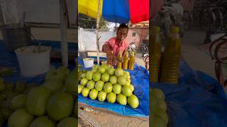 Hardworking Uncle Selling Guava Fruit Cutting Skills in India! Indian Fruit cutting Skills #shorts