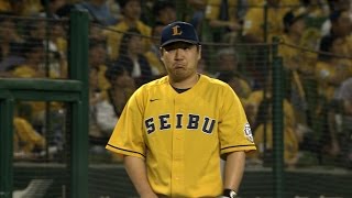 【プロ野球パ】中田の打球に素早く反応！おかわりくんがジャンピングキャッチ披露  2015/07/25 L-F