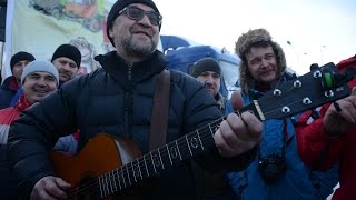 Лидер ДДТ Юрий Шевчук поддержал Дальнобойщиков. Дальнобойщики благодарят Юрия за его поддержку.