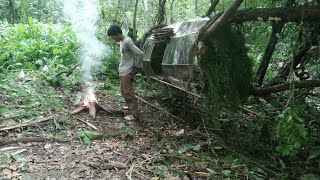 bertahan hidup di hutan membangun shelter plastik#solocampingsurvival