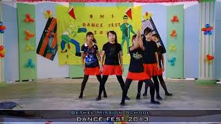 VII girls dancing to PSY Gentleman   @Dance Fest 2013 in Bethel Mission School