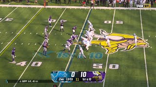 Jahmyr Gibbs breaks career long 45-yard TD for Lions first score